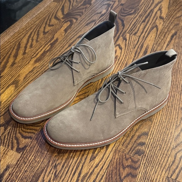 Nordstrom deep tan suede leather chukka lace up boots. Gum rubber sole. Size 12